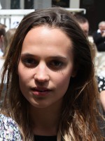 Alicia Vikander