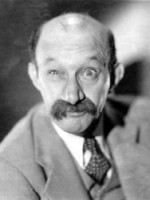 James Finlayson