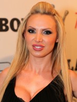 Nikki Benz