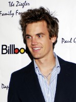 Tyler Hilton