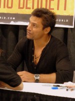 Manu Bennett