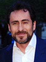 Demián Bichir