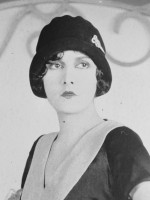 Evelyn Brent