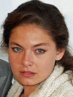 Alexa Davalos