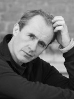 Stephen Dillane