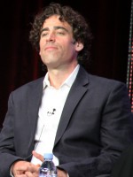 Stephen Mangan