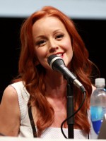 Lindy Booth